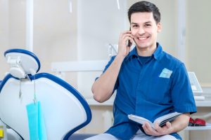 scheduling emergency dentist