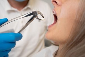 What services does emergency dental cover?
